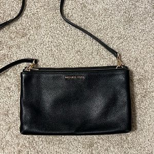 Black Michael Kors crossbody purse
